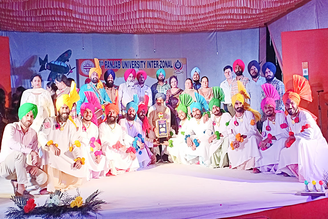 Jhoomar Team of G.H.G Khalsa College of Education, Gurusar Sadhar Excelled in Panjab University Inte