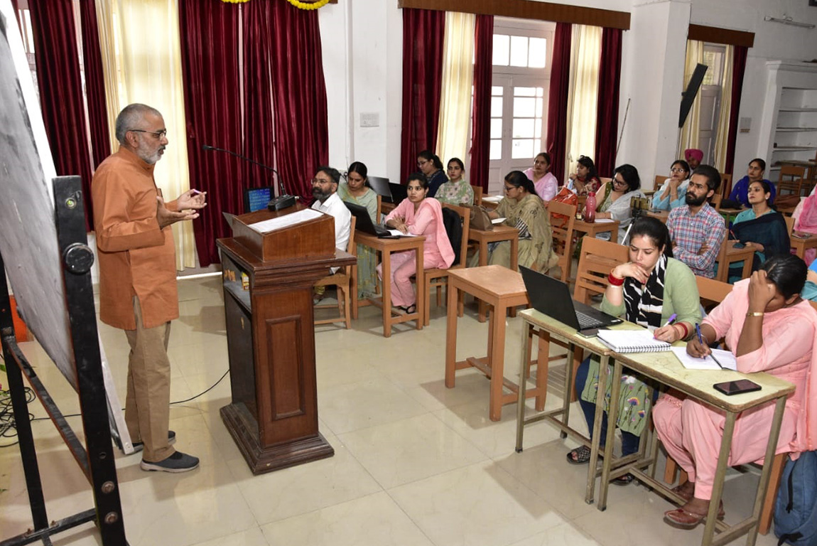 Value Added course on Basics of Research organized at GHG Khalsa College

of Education, Gurusar Sadhar